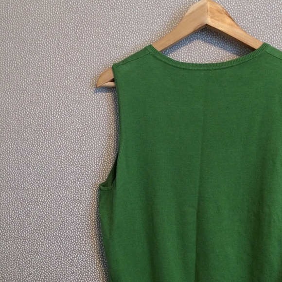 XL August Silk Sleeveless Sweater - Picture 6 of 8